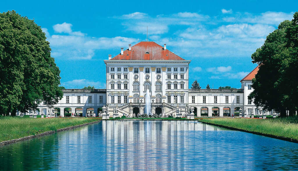 Barrierefreie Stadtrundfahrt in München zum Schloss Nymphenburg
